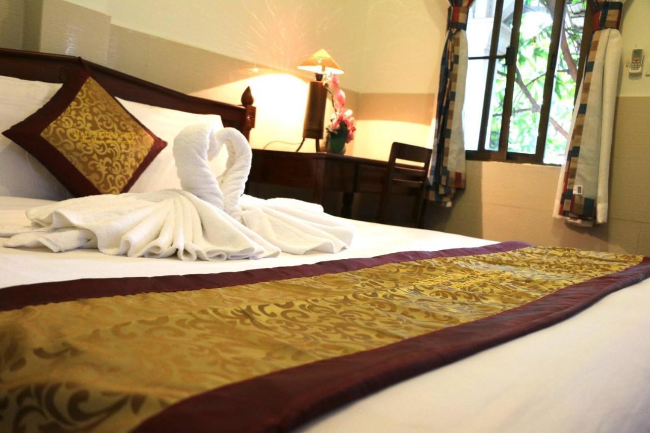 Mali Namphu Hotel Vientiane Exterior photo