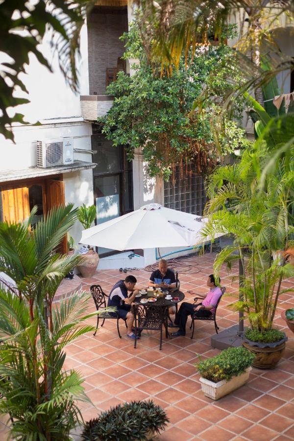 Mali Namphu Hotel Vientiane Exterior photo