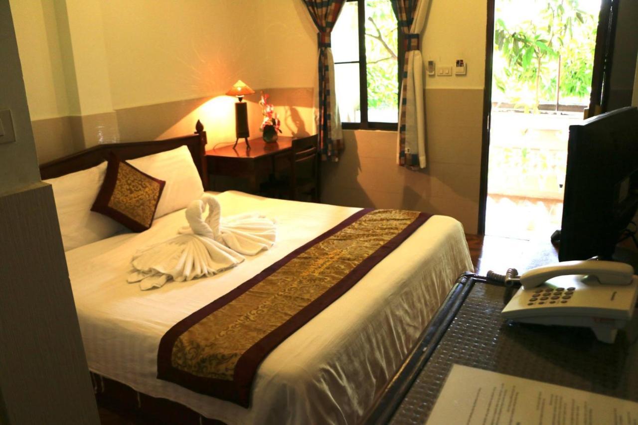 Mali Namphu Hotel Vientiane Exterior photo
