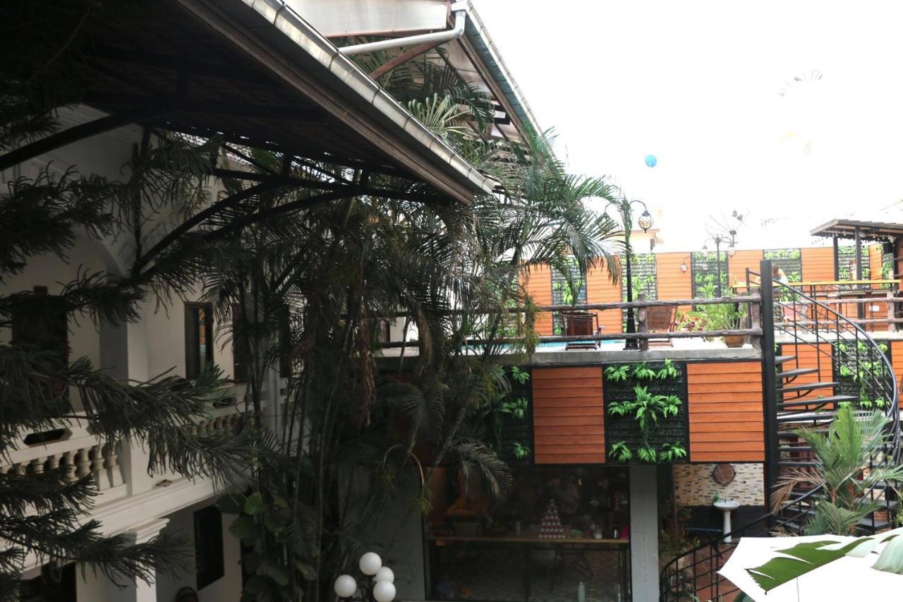 Mali Namphu Hotel Vientiane Exterior photo
