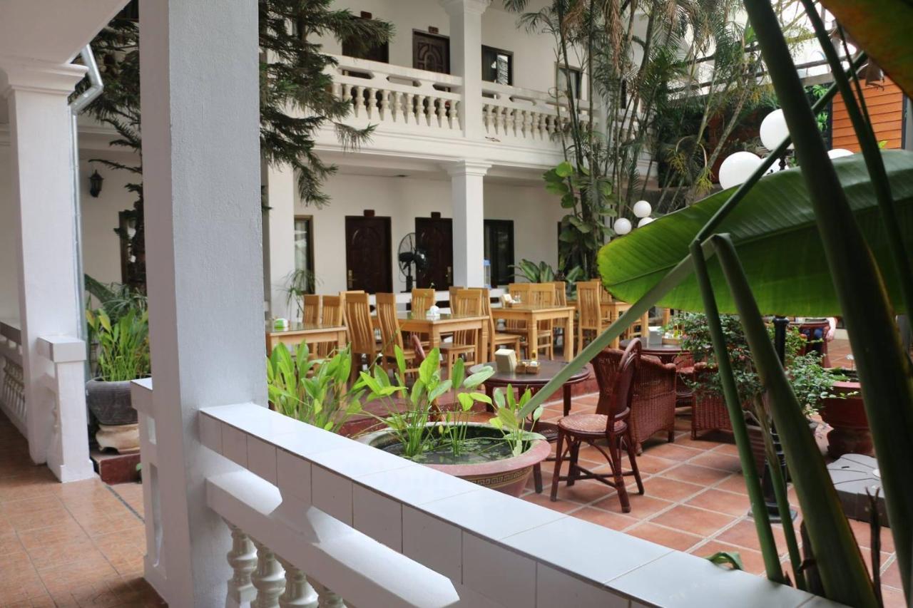 Mali Namphu Hotel Vientiane Exterior photo
