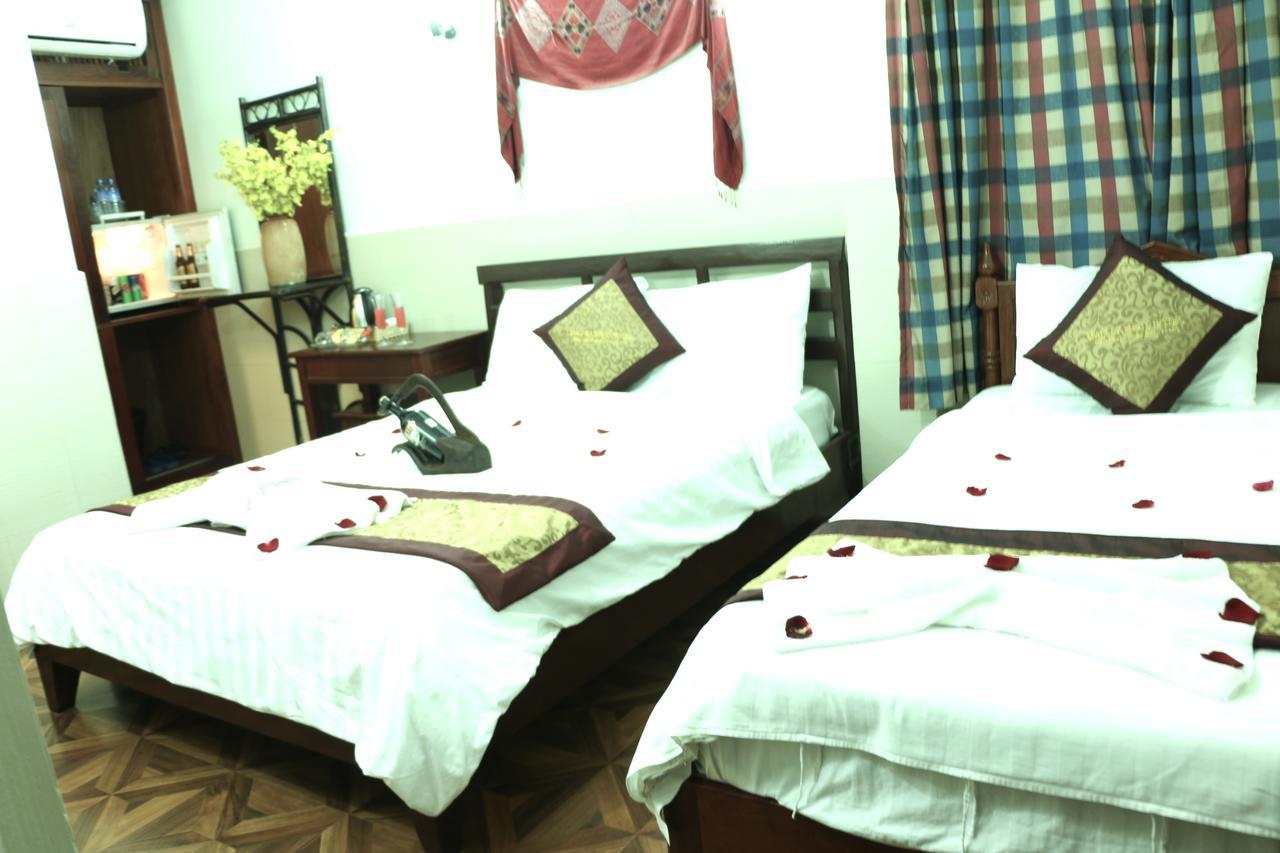 Mali Namphu Hotel Vientiane Exterior photo