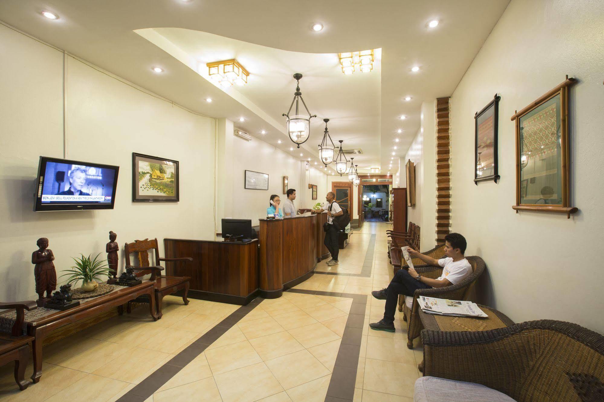 Mali Namphu Hotel Vientiane Exterior photo